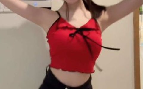 网易CC果果超哇塞呀性感舞蹈合集，粉丝强烈推荐的精彩视频