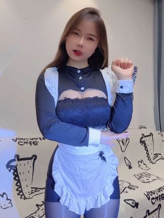 温柔苗早期跳舞护士装，经典造型回顾与解读