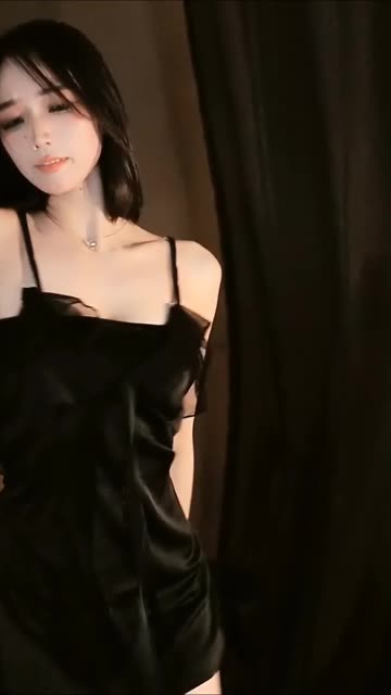 虎牙刘钞钞高级定制舞蹈，专属演出全解析