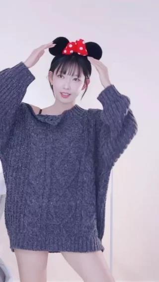 可可可宝儿的热舞视频合集，热门动作深度解析