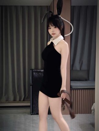 虎牙灰灰娜至尊版揭秘，她的特别节目叫什么？