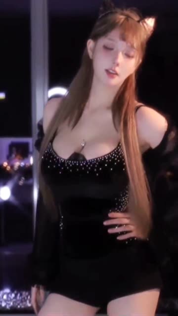 网易CC蜡笔小丸子群内舞蹈视频,如何找到正版资源?