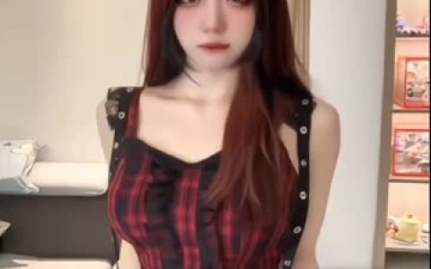 网易CC兰学姐超微博黑料内容解析，舞蹈与争议的双重视角