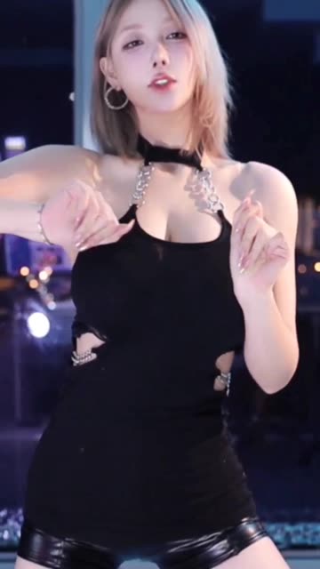 CC蜡笔小丸子定制舞蹈揭秘，粉丝热爱的私人订制视频