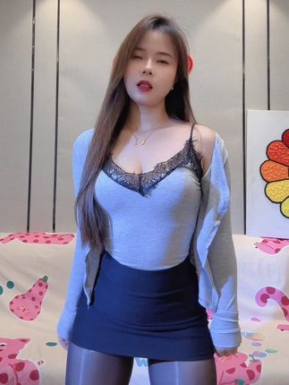 温柔苗早期跳舞视频合集，她如何吸引第一批粉丝？