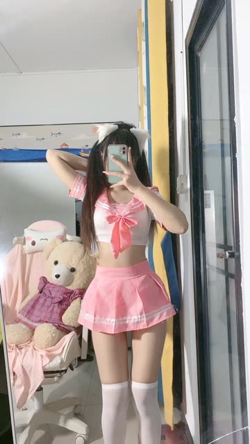 网易CC主播苏棠直播专属舞蹈,她如何在直播中为粉丝带来专属舞蹈