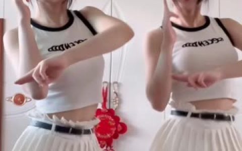 CC欣彤凳子舞蹈创新凳子舞蹈演绎，欣彤凳子舞蹈背后的创意