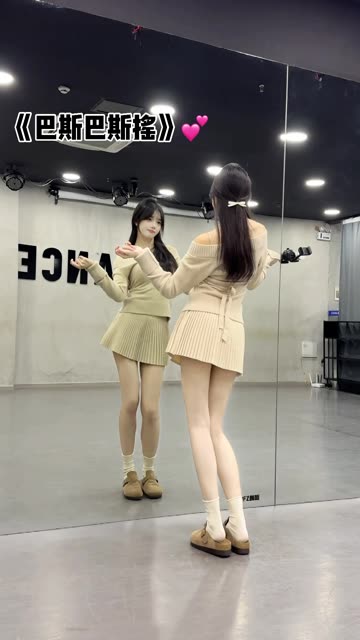 椰羊妹妹土豪定制舞蹈指南，如何解锁她的独家定制作品？