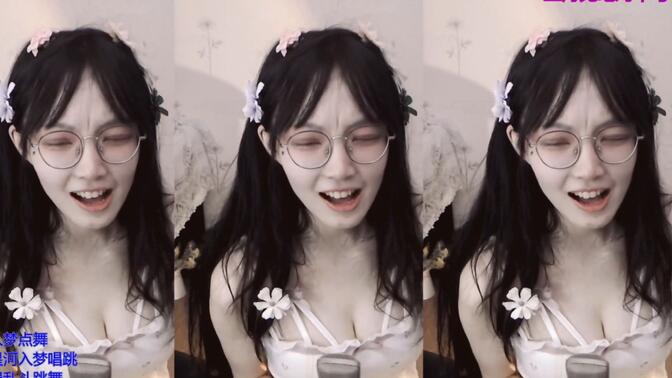 清月已经不困了唱歌清月歌声大放送,唱歌视频精选播放