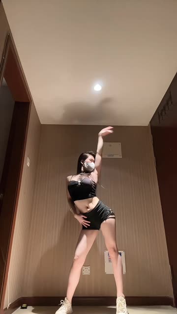 CT少女千元定制定制舞蹈值得吗?CT少女千元舞蹈全分析