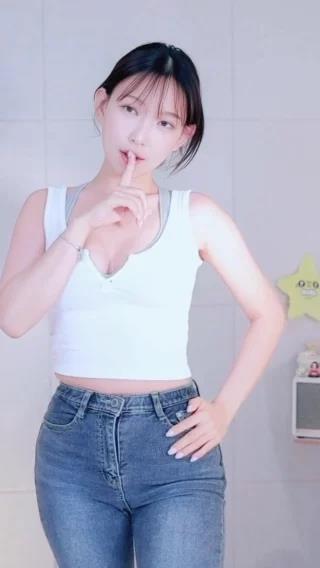 可可可宝儿舞蹈经典动作分析,从基础到进阶