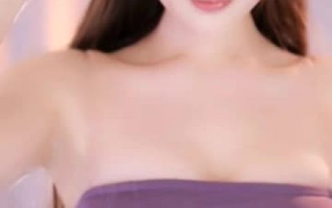 CC蜡笔小丸子直播全解析，她在哪个平台开直播？