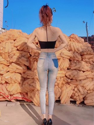 CC主播小果粉丝群定制热舞合集，付费内容揭秘