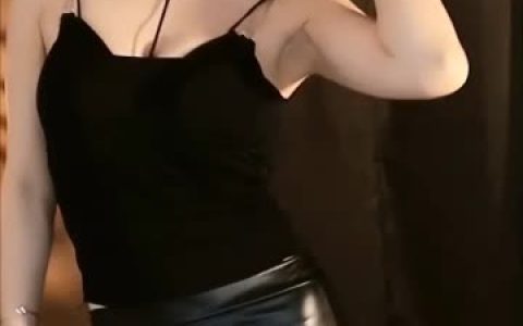 刘钞钞直播舞蹈合集，如何观看她的经典舞台？