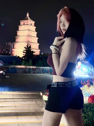 CC直播小野马热舞合集分享,每个动作都是经典之作