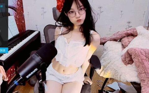 清月不困了早期视频清月初期作品回顾，早期视频资源下载