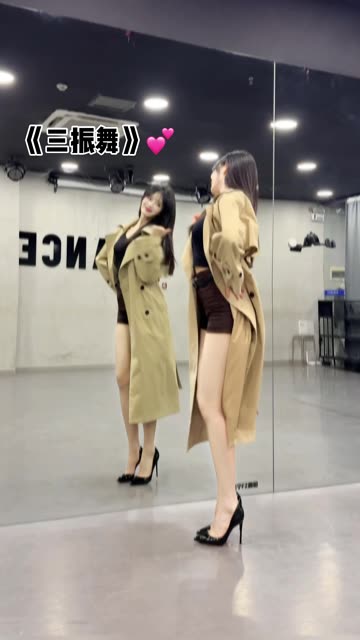 椰羊妹妹舞蹈背景揭秘，舞蹈与个人风格的结合