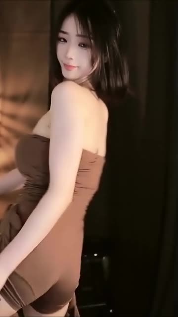 刘钞钞的蓝色连衣裙热舞,背后的设计灵感解读