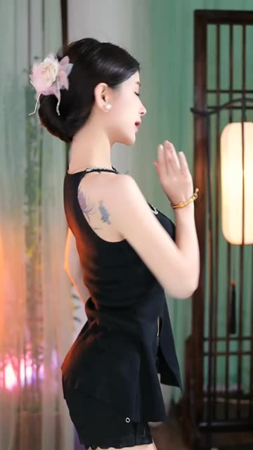 CC丸子超凶的定制舞蹈合集，如何获取最火热的视频资源？