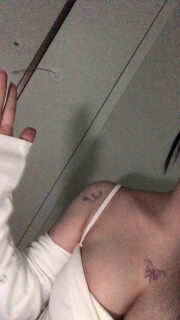 网易CC兰学姐超凶微博内容解析，热舞与黑料如何影响她？