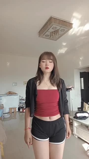 CC小微微直播中的最佳舞蹈瞬间,精选她直播中的精彩片段