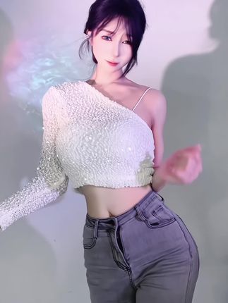 网易CC奶尤御姐舞蹈解析，顶级主播的标志性作品有哪些？