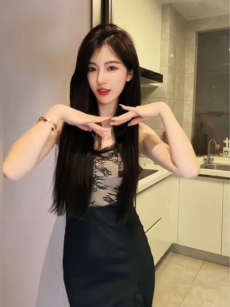 果果超硅塞呀跳舞视频，她的舞蹈为何引发粉丝热议？