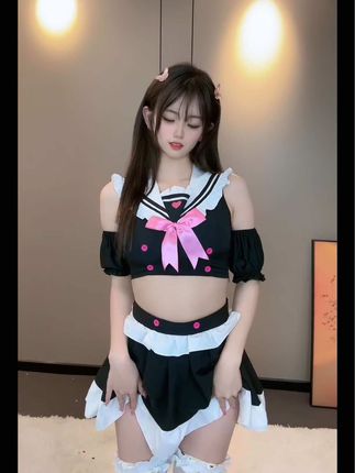 直播果果超哇塞呀邻家妹妹风格解析，甜美与性感的完美结合