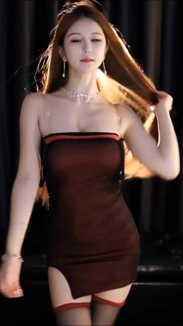 网易CC小燃燃私人定制内容,至尊版为何备受追捧?