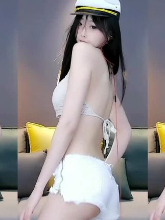 网易CC丸子超凶的群定制舞蹈合集,如何获取专属视频?