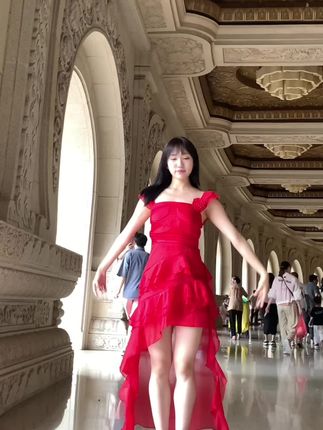 立盐盐舰长直播内容大盘点,她的直播为何如此受欢迎?