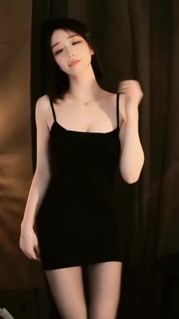 虎牙刘钞钞高级定制舞蹈，专属演出全解析