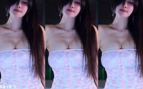 斗鱼主播何成琳个人资料简介图片，查看她的最新个人资料照片