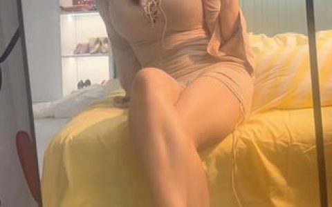 冰泉女神是谁的女儿啊图片大全，汇集她的生活照与家庭照片