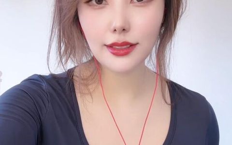 抖音安妮朵朵舞蹈震撼上线，查看她的最新热舞视频