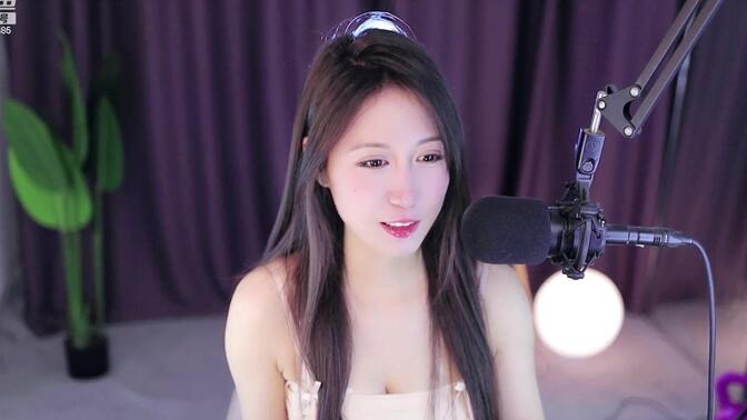 斗鱼主播何成琳舞蹈视频大全集,收集她的所有精彩舞蹈表演视频