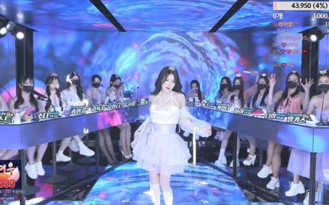 BJ韩国女团直播跳舞最受欢迎的舞蹈直播瞬间，追踪BJ韩国女团直播跳舞的每个精彩时刻