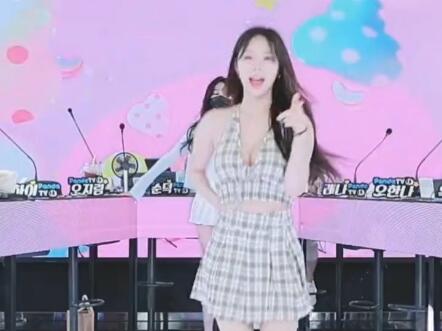 BJ舞团韩国成员最新舞蹈最受欢迎的表演时刻，分析BJ舞团韩国成员的舞蹈表现，谁的舞蹈最受欢迎？