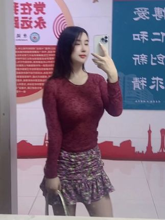 冰泉女神地下车库，探秘她的私人空间与活动