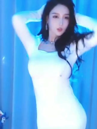 斗鱼米娜敲门视频，回顾米娜跳舞时的“敲门”视频演绎（159 ）