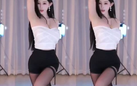 斗鱼小南南舞蹈创意突破，探索小南南如何在舞蹈中进行创意突破