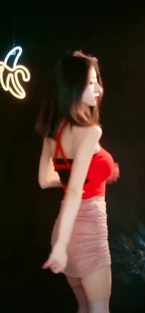 虎牙蛋宝宝椅子舞椅子舞蹈视频分享，跟随虎牙蛋宝宝学椅子舞蹈技巧