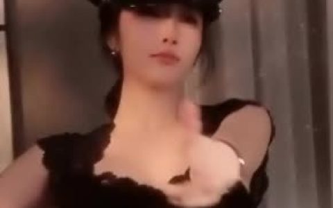 斗鱼辣条条私人订制，了解辣条条为粉丝私人定制的舞蹈内容