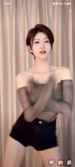 虎牙蛋宝宝椅子舞椅子舞蹈视频分享，跟随虎牙蛋宝宝学椅子舞蹈技巧