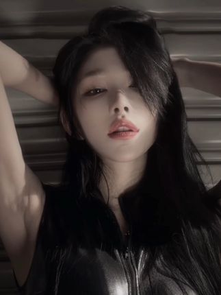 斗鱼小小酥跳舞热舞微博，探索小小酥跳舞热舞的视频在微博的反响