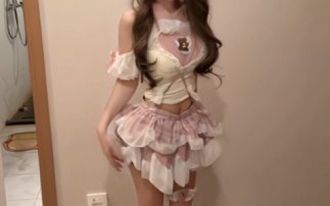 虎牙幻音静静定制怎么弄操作虎牙幻音静静定制的实用技巧，学习如何进行虎牙幻音静静的个性化定制