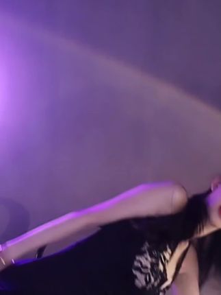 斗鱼萌七舞蹈love,观看萌七演绎的热舞love表演