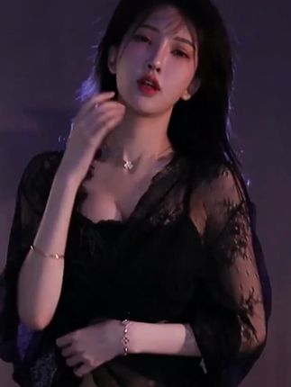 斗鱼萌七的跳舞视频，回顾萌七最火爆的舞蹈视频