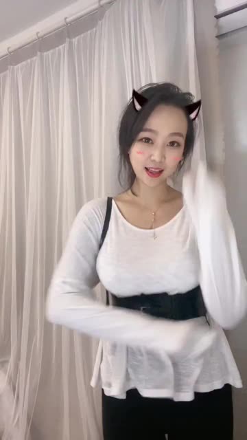 斗鱼糯米团子舞蹈视频完整版，观看糯米团子吖完整版舞蹈视频的精彩表现