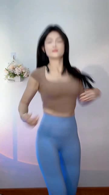 斗鱼乔妹舞蹈视频在线观看，在线观看乔妹精彩的舞蹈表演